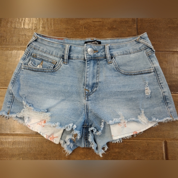 True Religion Pants - TRUE RELIGION Women's NWOT Low Rise LR Jean Shorts - 26